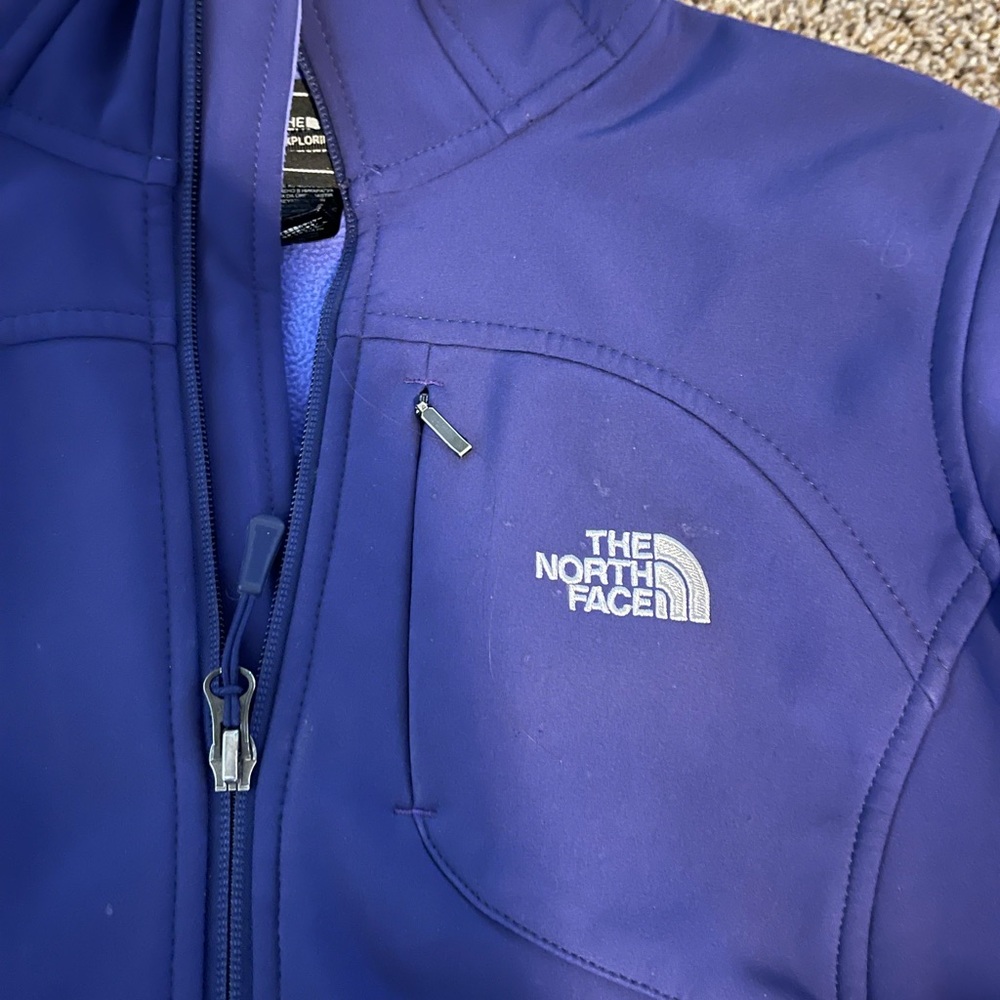 North Face jacket - Picture 2 of 5
